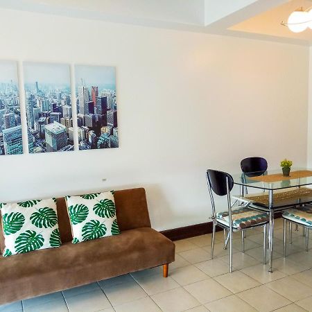 Forbes Area Bgc Taguig Manila Apartment Exterior photo